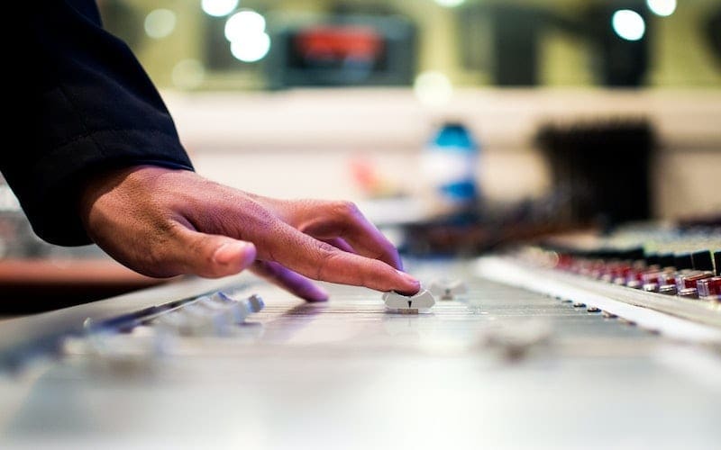loudness war volume in recording studio