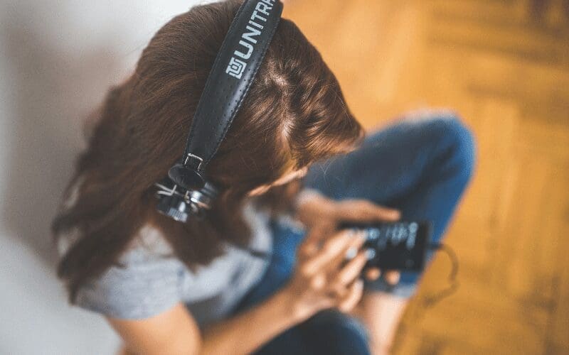 girl listening to music