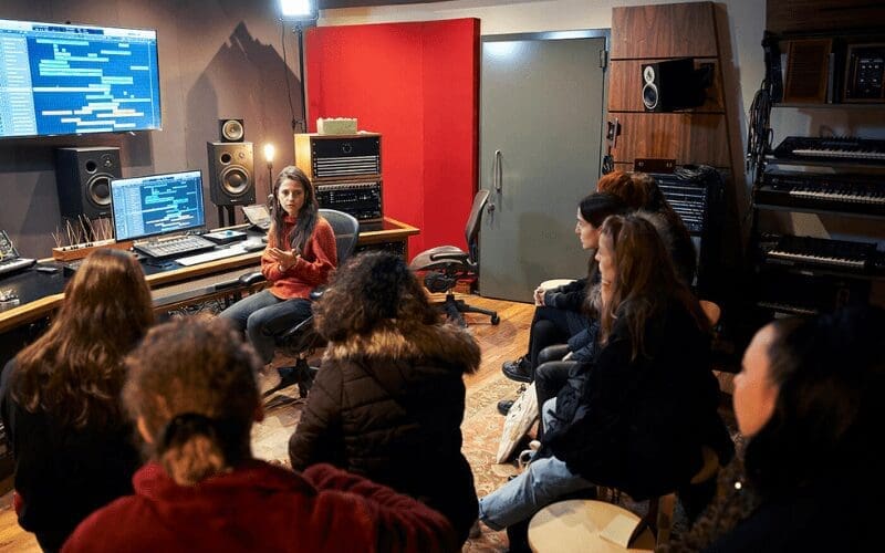 Background singers need to make connections in the industry