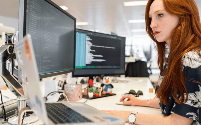 woman working on computer