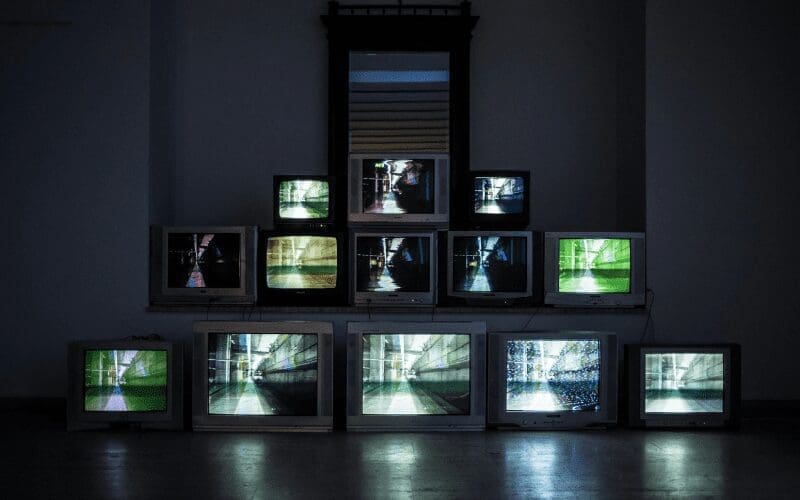 how to pitch a TV show